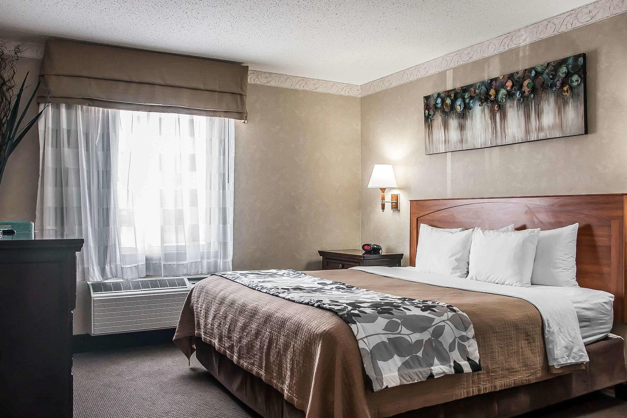 Sleep Inn & Suites Conference Center And Water Park Майнот Екстериор снимка